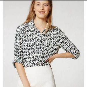 NWOT Loft Women's White Green Rabbit Utility Collared Button Blouse Size Small
